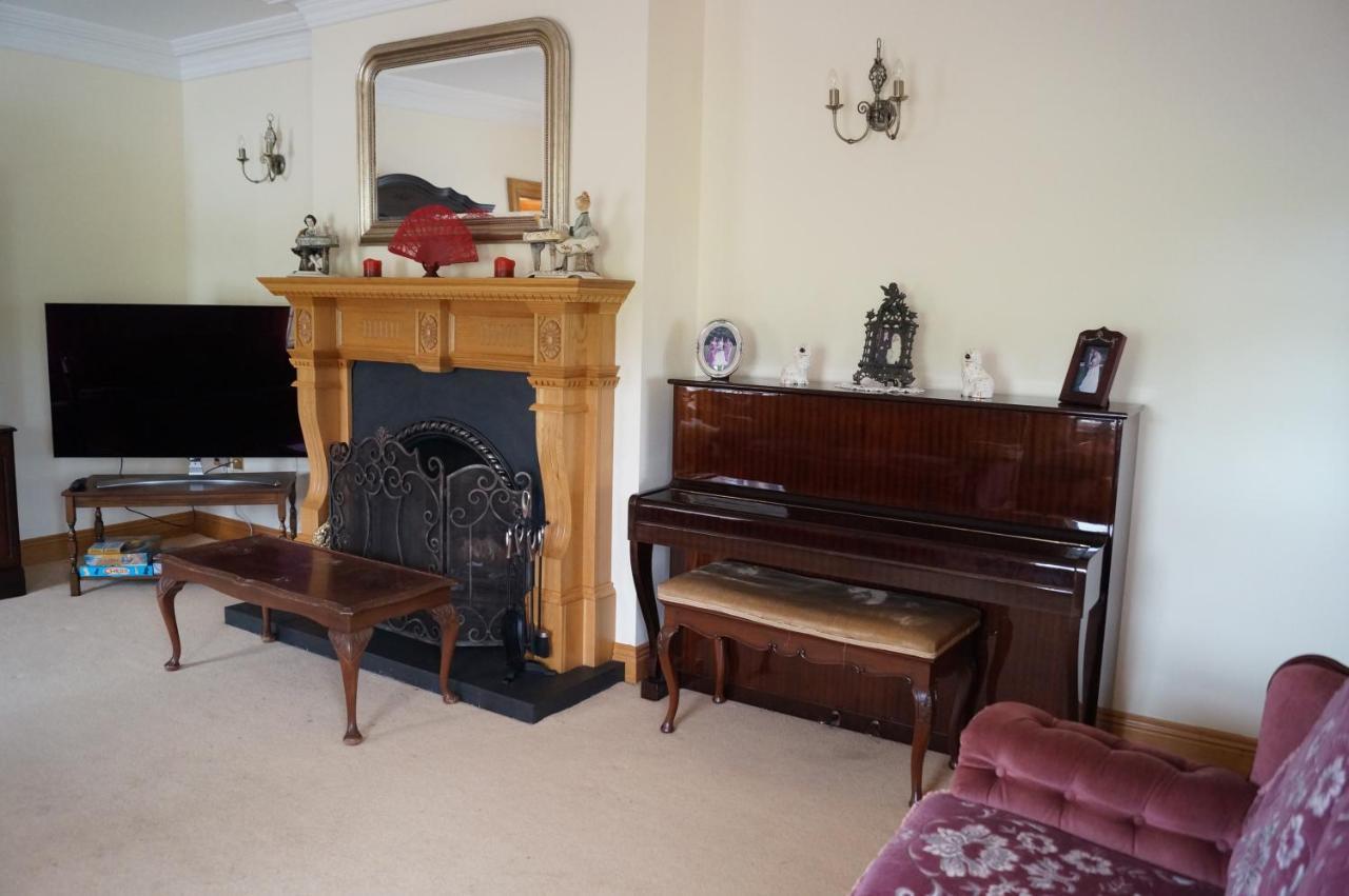 Kilcreeny Lodge Лисберн Экстерьер фото