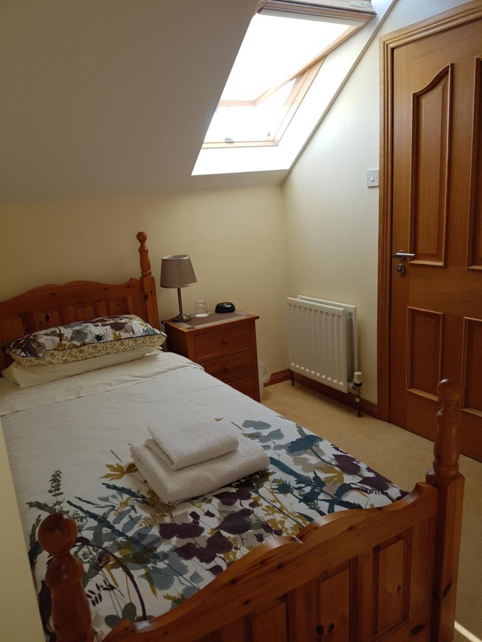 Kilcreeny Lodge Лисберн Экстерьер фото